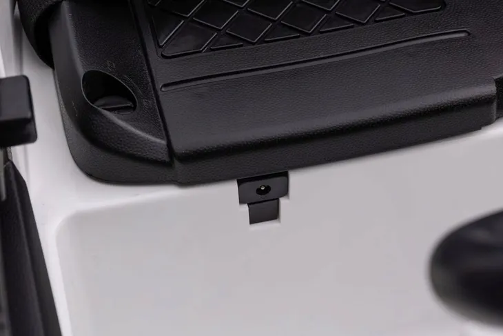 pojazd-na-akumulator-audi-tt-rs-biale-stan-nowy-kod-producenta-5904665995617
