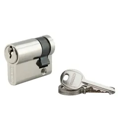 polwkladka-do-zamka-sa-30x10mm-wkladka-do-drzwi-3-klucze