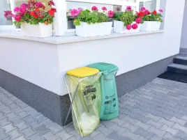 stojak-stelaz-na-2-worki-odpady-segregacja-smieci