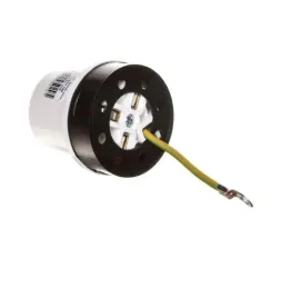 wklad-do-gniazda-metalowego-plaskie-bolce-32a