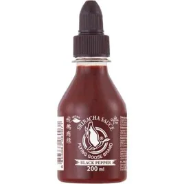sos-chili-sriracha-z-czarnym-pieprzem-200ml-flying-goose