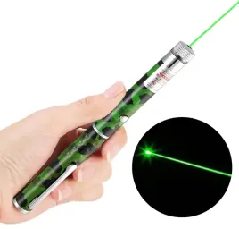 laser-wskaznik-laserowy-daleki-zasieg-zielony-punktowy-prezentacja-wyklad