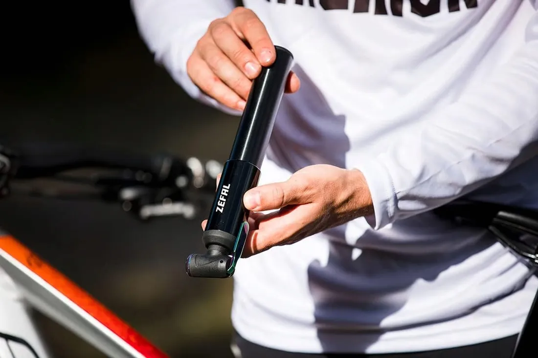 pompka-rowerowa-mt-mini-pump-zefal-stan-nowy