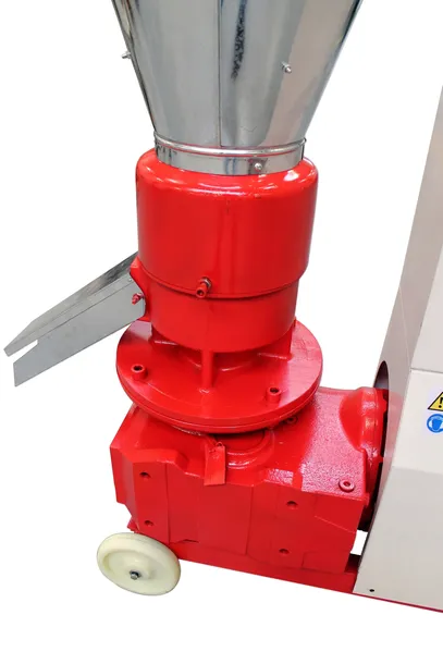 przemyslowa-peleciarka-granulator-11kw-350kg-h-matryca-6mm-powystawowa-2024