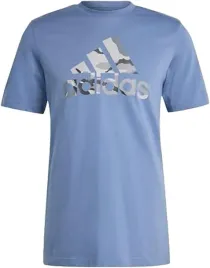 t-shirt-adidas-men-s-camo-badge-of-sport-niebieska-bluzka-grafika-s