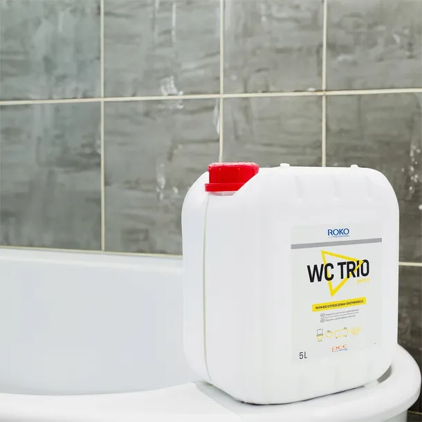 plyn-do-czyszczenia-dezynfekcji-wc-lazienki-wanny-pcc-wc-trio-5l-przeznaczenie-lazienka-i-toaleta