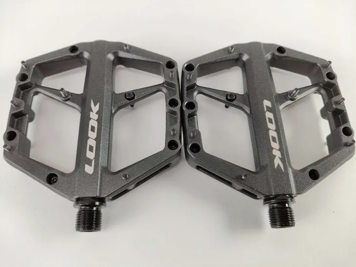 pedaly-rowerowe-look-trail-roc-waga-364-g