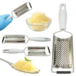 tarka-polokragla-male-oczka-z-plastikowa-raczka-do-tarcia-czekolady-sera