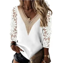 elegancka-bluzka-damska-modna-stylowa-biala-z-koronka-i-kwiatowymi-wzorami