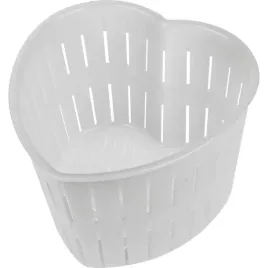 forma-serowarska-w-ksztalcie-serca-400-g-masy-sera