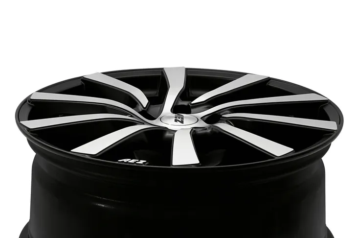 aez-reef-17-5x1143-et38-dacia-duster-srednica-felgi-17
