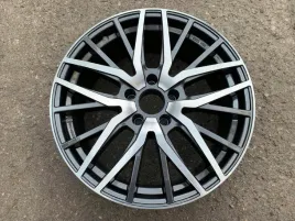 felga-aluminiowa-aez-panama-dark-19x85-rozstaw-5x120-et38-nowa-1-szt