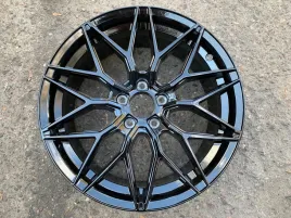 felga-aluminiowa-dotz-suzuka-black-18x8-rozstaw-5x112-et-40-nowa-1-szt