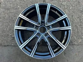 1x-felga-aluminiowa-aez-montreal-dark-18x75-rozstaw-5x112-et-48-nowa