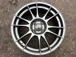 felga-aluminiowa-oz-racing-ultraleggera-17x7-rozstaw-4x98-et-35-nowa-1-szt