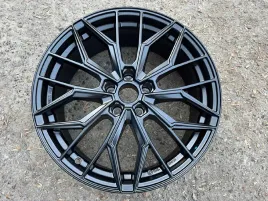 felga-aluminiowa-aez-porto-black-19x8-rozstaw-5x112-et-30-nowa-1-szt