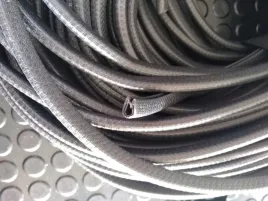 uszczelka-na-krawedz-rant-oslona-zaciskowa-1-2-mm