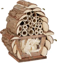 domek-dla-owadow-pomoc-dla-pszczol-zlotookokow-trzmieli-ogrod-i-balkon