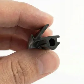 uszczelka-do-okna-pcv-veka-s-834x-stomil