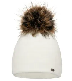 modna-czapka-damska-z-pomponem-polski-produkt-a13