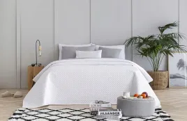 narzuta-mikrofibrowa-200x260cm-wzor-rombo-na-lozko-i-sofe
