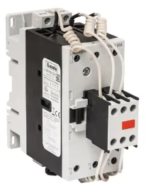 stycznik-kondensatora-45kvar-400v-zasilanie-230vac-lovato