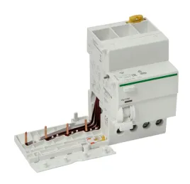 blok-roznicowopradowy-40a-4-biegunowy-30ma-typ-ac-a9v41440-schneider