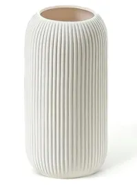 wazon-bialy-ceramiczny-20-cm-minimalistyczny-na-trawe-pampasowa