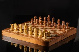 szachy-magnetyczne-30-cm-or-intarsjowane-or-akacja-and-bukszpan-or-ekskluzywne