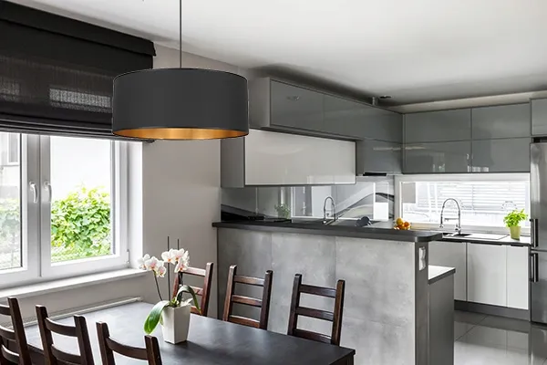 elegancka-lampa-wiszaca-zloty-srodek-50-cm-abazur-rodzaj-lampy-sufitowe-wiszace