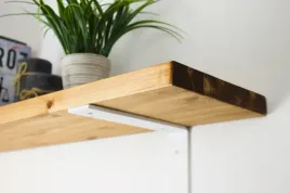 polka-industrialna-loft-scienna-wiszaca-drewniana-do-salonu-180cm-x-25cm