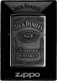 zapalniczka-zippo-jack-daniels-label-chrome-60001209-wiatroodporna-benzynow
