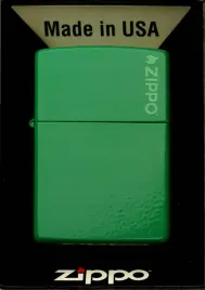 zapalniczka-zippo-golf-green-matte-logo-60006628-wiatroodporna-benzynowa