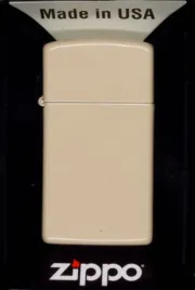 zapalniczka-zippo-flat-sand-slim-60005899-wiatroodporna-benzynowa