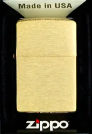 zapalniczka-zippo-brass-brushed-60001165-wiatroodporna-benzynowa