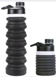 bidon-silikonowy-skladany-kompaktowa-podrozna-butelka-550ml-czarna