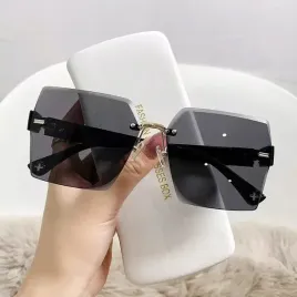 modne-okulary-przeciwsloneczne-elegant-czarne-ok360wz2