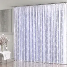 piekna-delikatna-firanka-zakardowa-biala-kladia-na-tasmie-500x250-cm