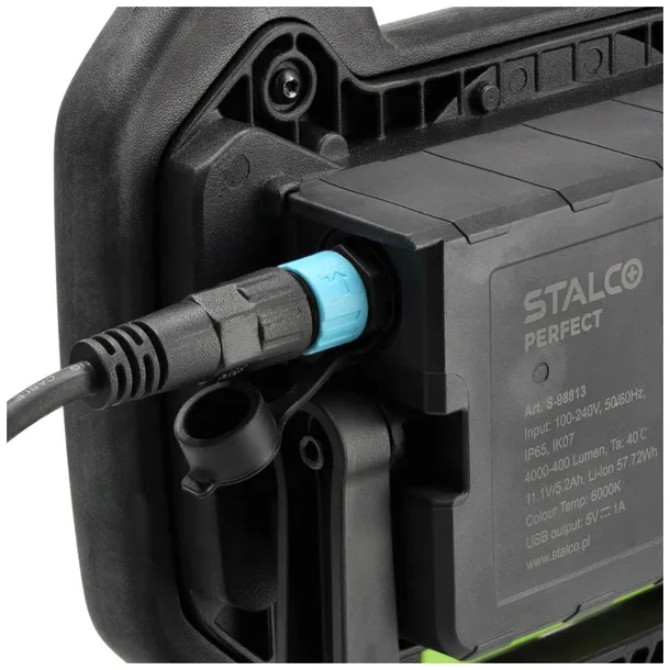 reflektor-led-naswietlacz-akumulatorowy-40w-glosniki-bluetooth-2x5w-4000-lm-stan-nowy-marka-stalco