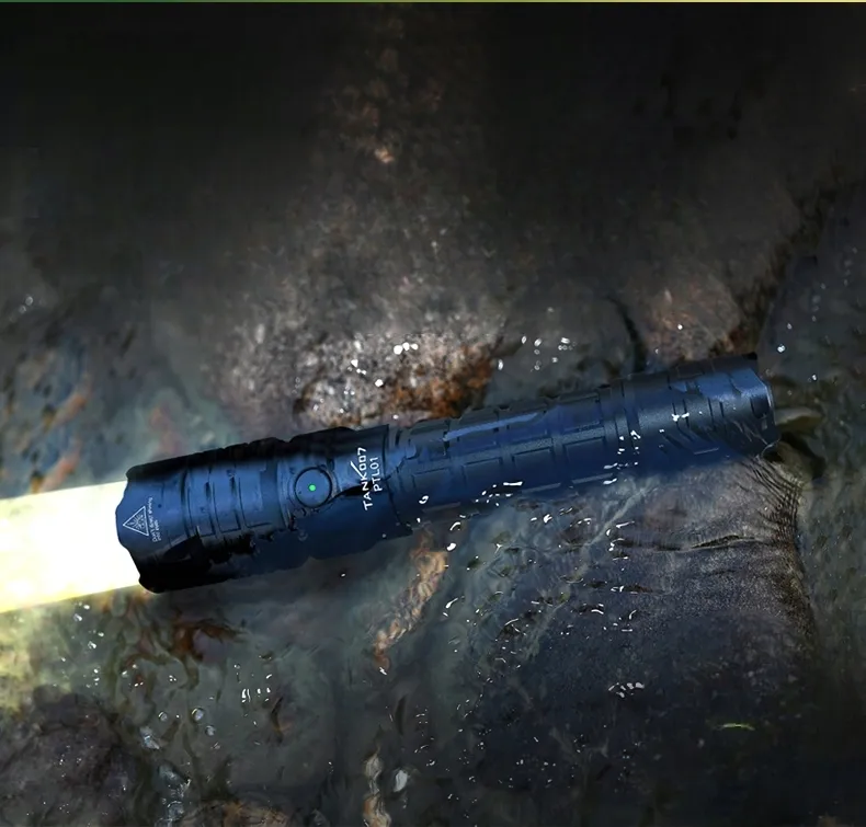 latarka-taktyczna-laserowa-led-tank007-ptl01-zasieg-1400m-21700-ip68