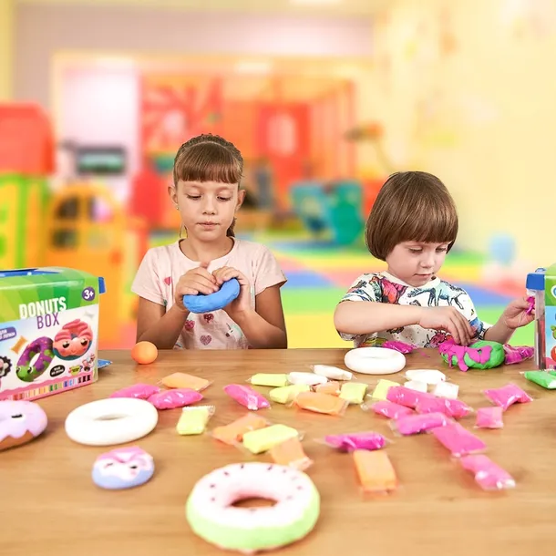 zestaw-ciastoliny-lovin-do-donuts-box-stan-nowy