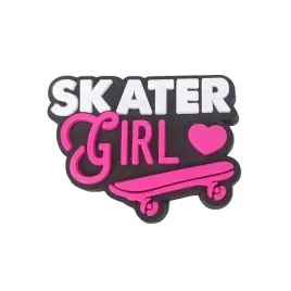 gumowa-latka-emblemat-ozdoba-do-kroksow-przypinka-do-butow-skater-girl