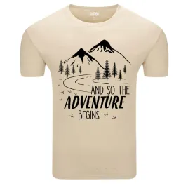 koszulka-meska-t-shirt-z-podrozniczym-nadrukiem-przygoda-sie-rozpoczyna-s