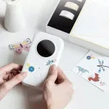 phomemo-d30-mini-drukarka-termiczna-bluetooth-ios-android-opis-produktow-kod-producenta-phomemo-d30-drukarka-etykiet-biala-producent-phomemo