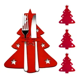 etui-pokrowiec-na-sztucce-czerwona-choinka-w-gwiazdki-4-sztuki-swieta-stol