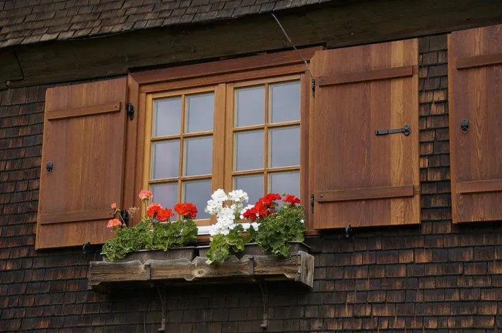 lakierobejca-do-drewna-700ml-antracyt-dragon