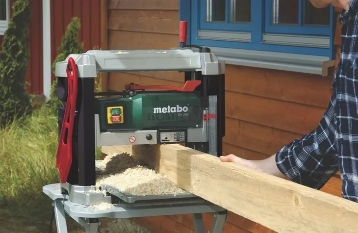 strugarka-grubosciowa-dh-330-marka-metabo