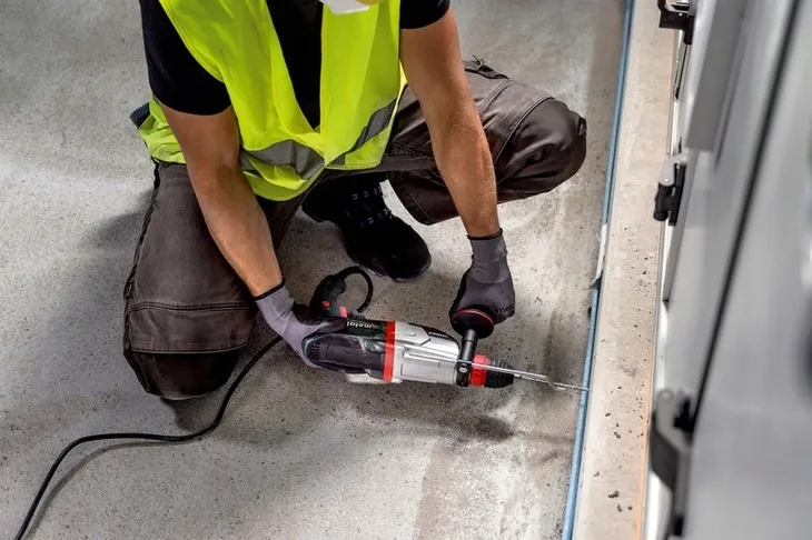 mlotowiertarka-sds-khe-2860-quick-funkcyjnosc-3-funkcyjny-wiercenie-z-i-bez-udaru-podkuwanie