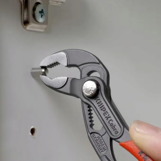 szczypce-do-rur-cobra-125mm-stan-nowy-marka-knipex-kod-producenta-87-01-125