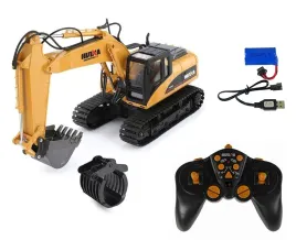 mocna-koparka-zdalnie-sterowana-gasienicowa-rc-chwytak-2w1-metal-pilot